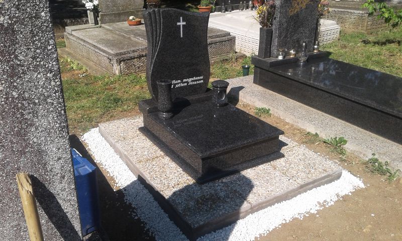 Gránit urnasírok - Balázsgránit