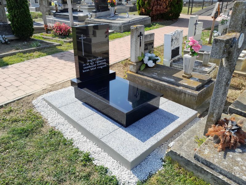 Gránit urnasírok - Balázsgránit